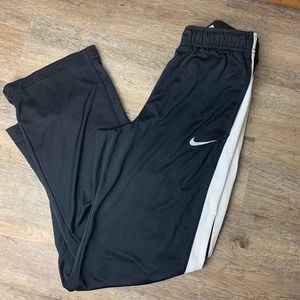 Nike Dri Fit Boys XL Sweatpants